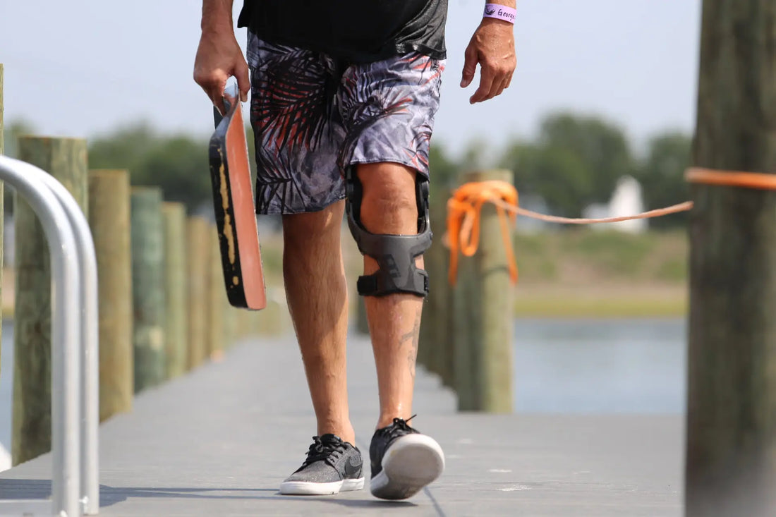 How to Clean a Knee Brace: Proper Washing, Disinfecting & Care Guidelines
